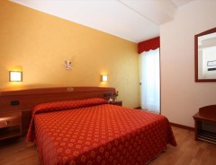 Hotel Helios **** - wczasy Lido di Jesolo - Północny Adriatyk - Włochy 2025 | e-wlochy.pl