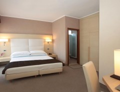Hotel Rivamare **** - wczasy Lido di Jesolo - Północny Adriatyk - Włochy 2025 | e-wlochy.pl