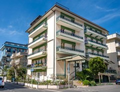 HOTEL VISCOUNT  ** - wczasy Riccione - Emilia Romagna - Włochy 2025 | e-wlochy.pl