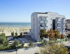 HOTEL IONES  *** - wczasy Rimini - Rivabella - Emilia Romagna - Włochy 2025 | e-wlochy.pl