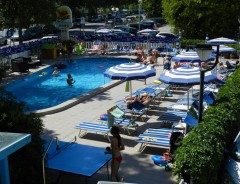 HOTEL SENIOR  *** - wczasy Cattolica - Emilia Romagna - Włochy 2025 | e-wlochy.pl