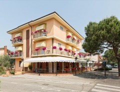 Hotel Azzurra *** - dovolenka Sirmione - Lago di Garda - Taliansko 2025 | ludor.sk