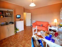 Rezydencja La Meridiana  
  - wczasy San Bartolomeo - Wybrzeże Liguryjskie - Włochy 2025 | e-wlochy.pl