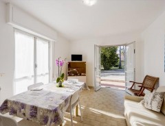 Rezidence Villa Paola  
  - dovolená Loano - Ligurská Riviéra - Itálie 2025 | ludor.cz