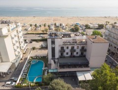 Hotel FERRETTI BEACH HOTEL - RIMINI **** - wczasy Rimini - Emilia Romagna - Włochy 2026 | e-wlochy.pl