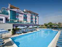 Hotel LUNGOMARE - CESENATICO **** - wczasy Cesenatico - Emilia Romagna - Włochy 2026 | e-wlochy.pl