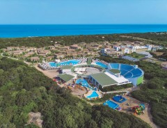 HOTEL IS SERENAS BADESI RESORT **** - wczasy Badesi - Sardynia - Włochy 2027 | e-wlochy.pl