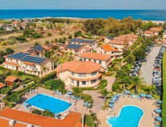 HOTEL CLUB ESSE AQUILIA BEACH VILLAGE **** - dovolená Badolato - Kalábrie - Itálie 2027 | ludor.cz