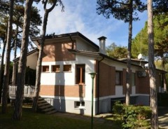 Villaggio ALEX 
  - dovolená Lignano Pineta - Itálie 2026 | ludor.cz