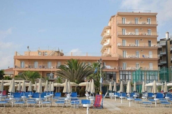 ASTORIA_RIMINI_01.JPG