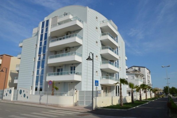 BLUEBAY_ROSETO_02.JPG