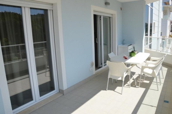 BLUEBAY_ROSETO_11.JPG
