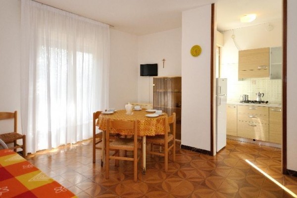 MARILENA_BIBIONE_02.JPG