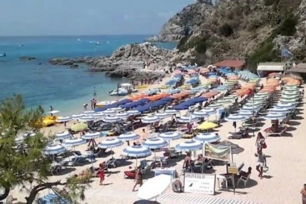 MARINELLA_CAPO_VATICANO_23.JPG
