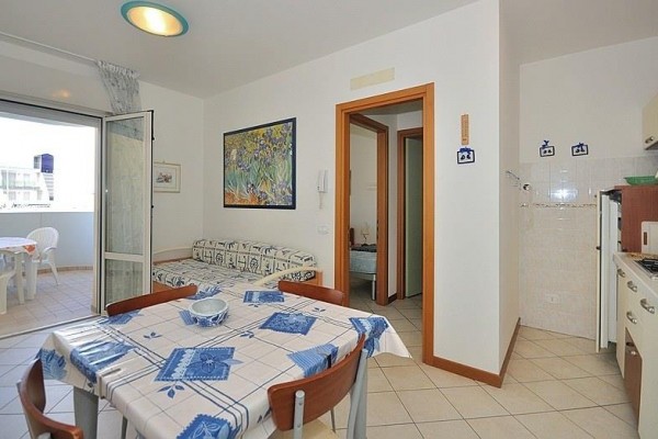 MARIUTE_BIBIONE_AZ_05.JPG