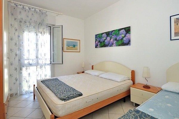MARIUTE_BIBIONE_AZ_06.JPG