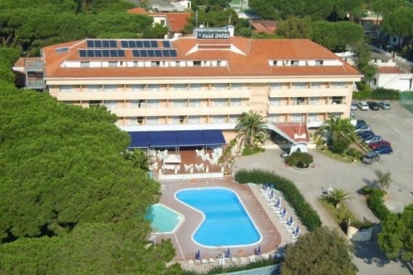 PARKHOTEL_BAIADOMIZIA_2.JPG