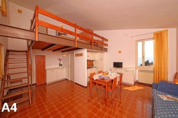 PRATONE_GARDA_06.JPG